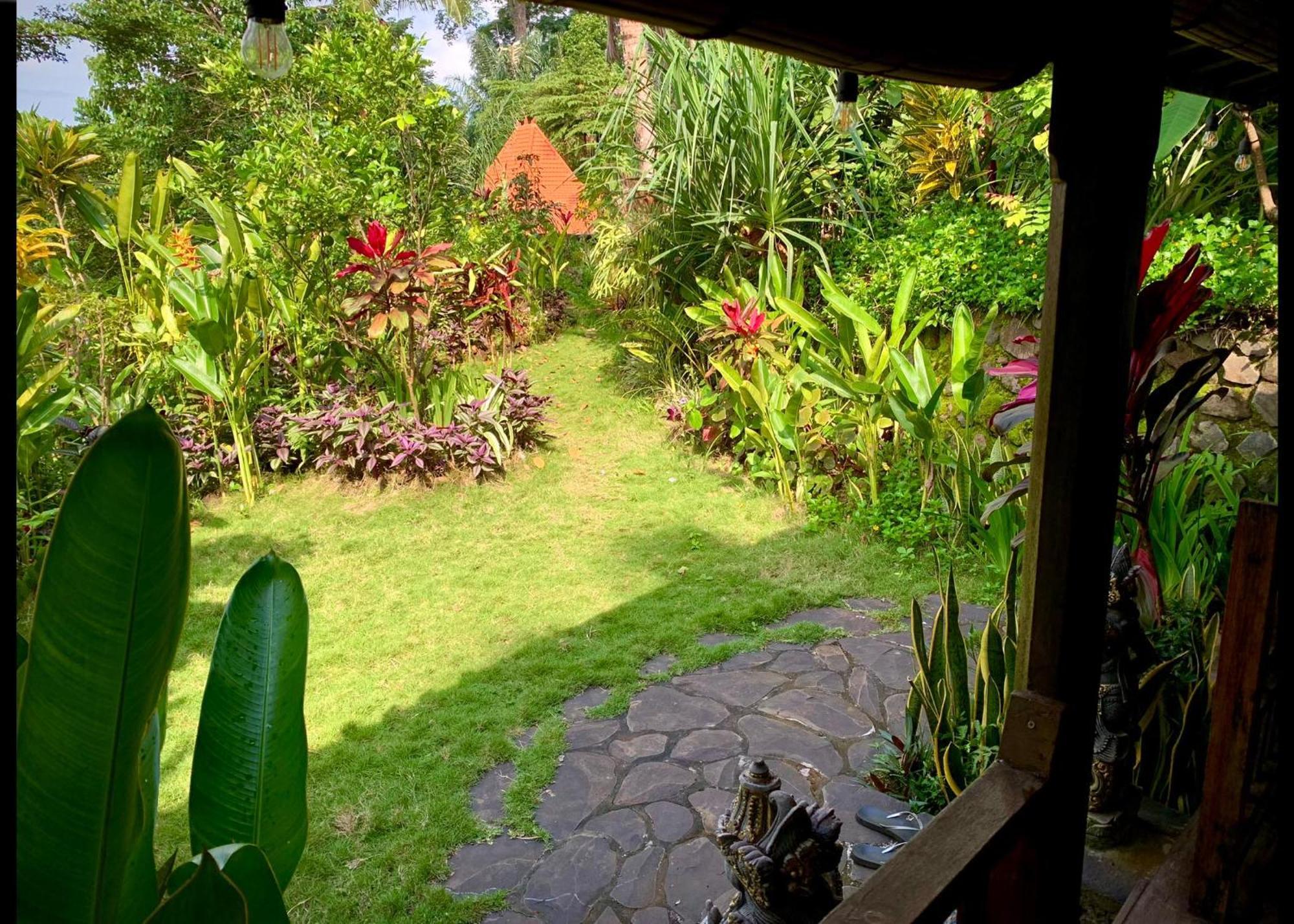 Villa Kepuh Singaraja Buitenkant foto